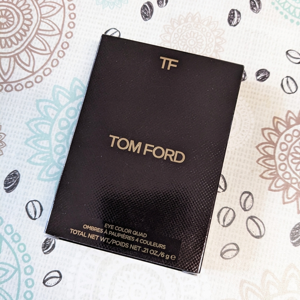 Tom Ford Eye Color Quad Eyeshadow - 05 Double Indemnity - Picture 4 of 10